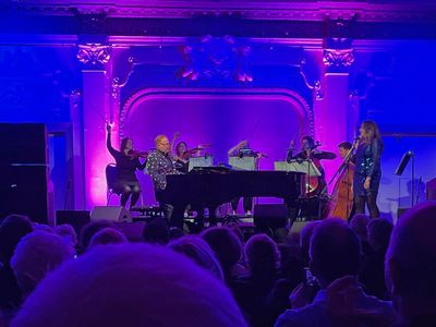 Mike Batt, Paula Masterton and the string quintet